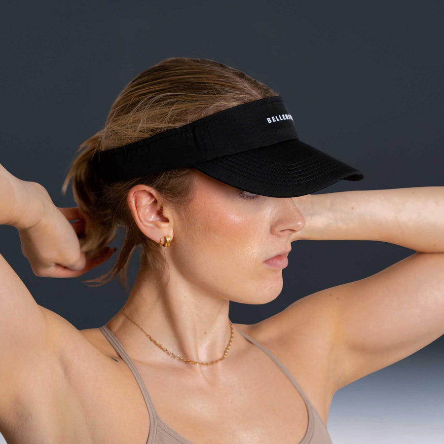 Cappellino con coda di cavallo